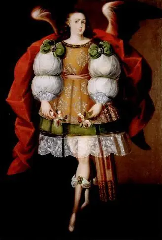 Pintura andina de un ángel joven con vestido de corte dorado, mangas abullonadas y encajes, de pie ante un manto rojo, que sostiene flores en las manos