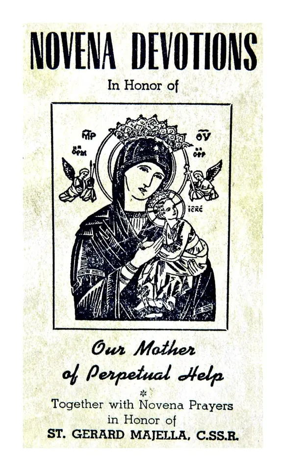 Portada gastada de un librito de novena de 1927 dedicado a Nuestra Señora del Perpetuo Socorro, con un dibujo del ícono