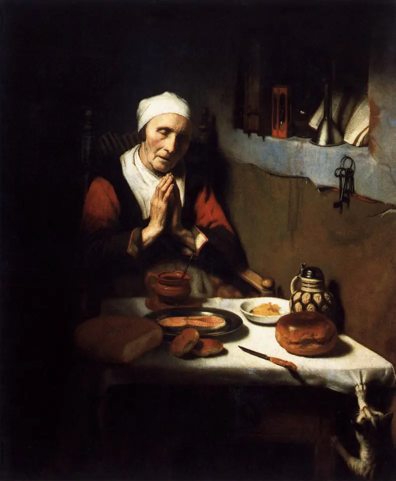 Una anciana con cofia blanca junta las manos en oración ante una mesa con pan, pescado y una jarra, mientras un gato tira del mantel